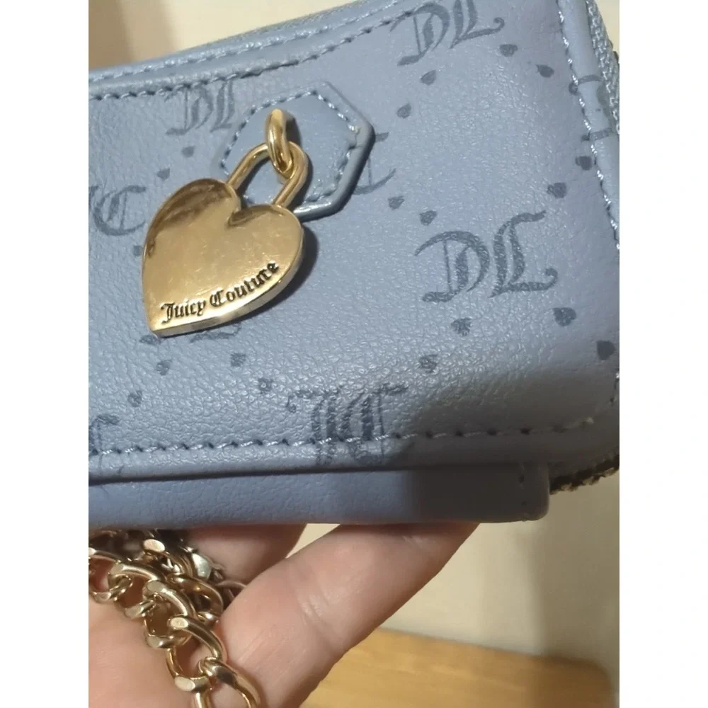 Juicy Couture Blue Pebbled Zip Wallet Heart Coin Purse Gold Chain Logo Charm